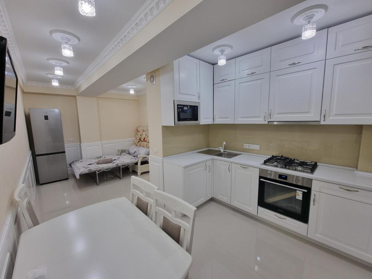 Tourist Grand Apartments Ultracentral 基希讷乌 外观 照片