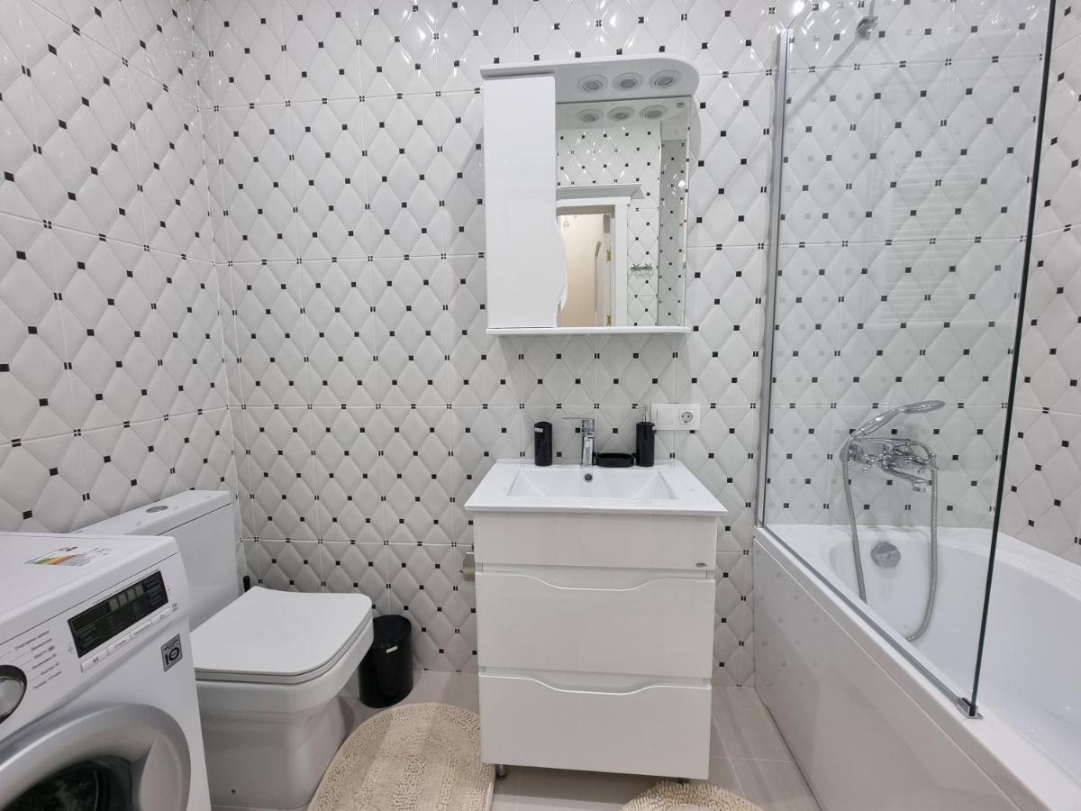 Tourist Grand Apartments Ultracentral 基希讷乌 外观 照片
