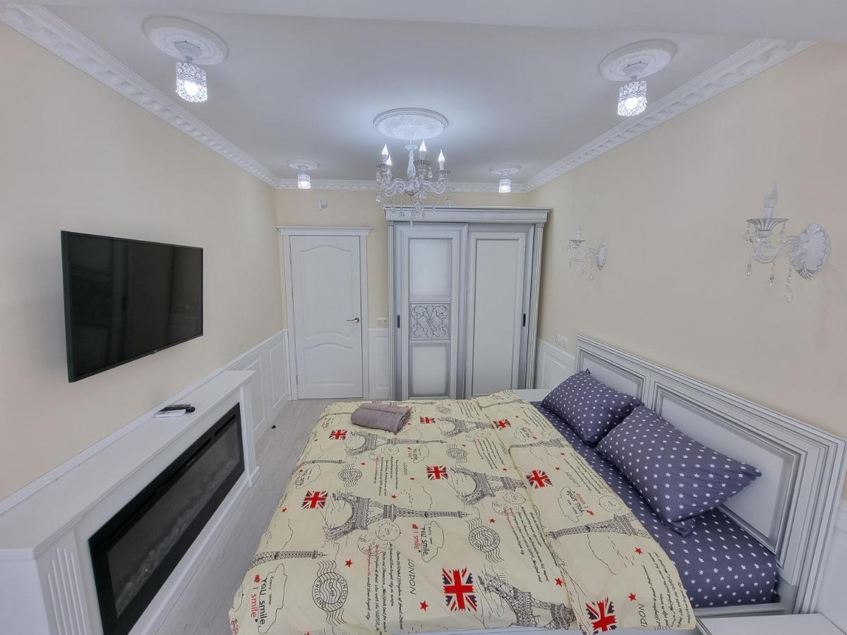 Tourist Grand Apartments Ultracentral 基希讷乌 外观 照片