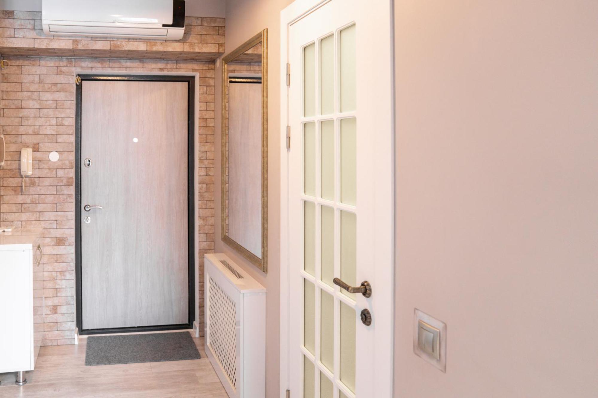 Tourist Grand Apartments Ultracentral 基希讷乌 外观 照片