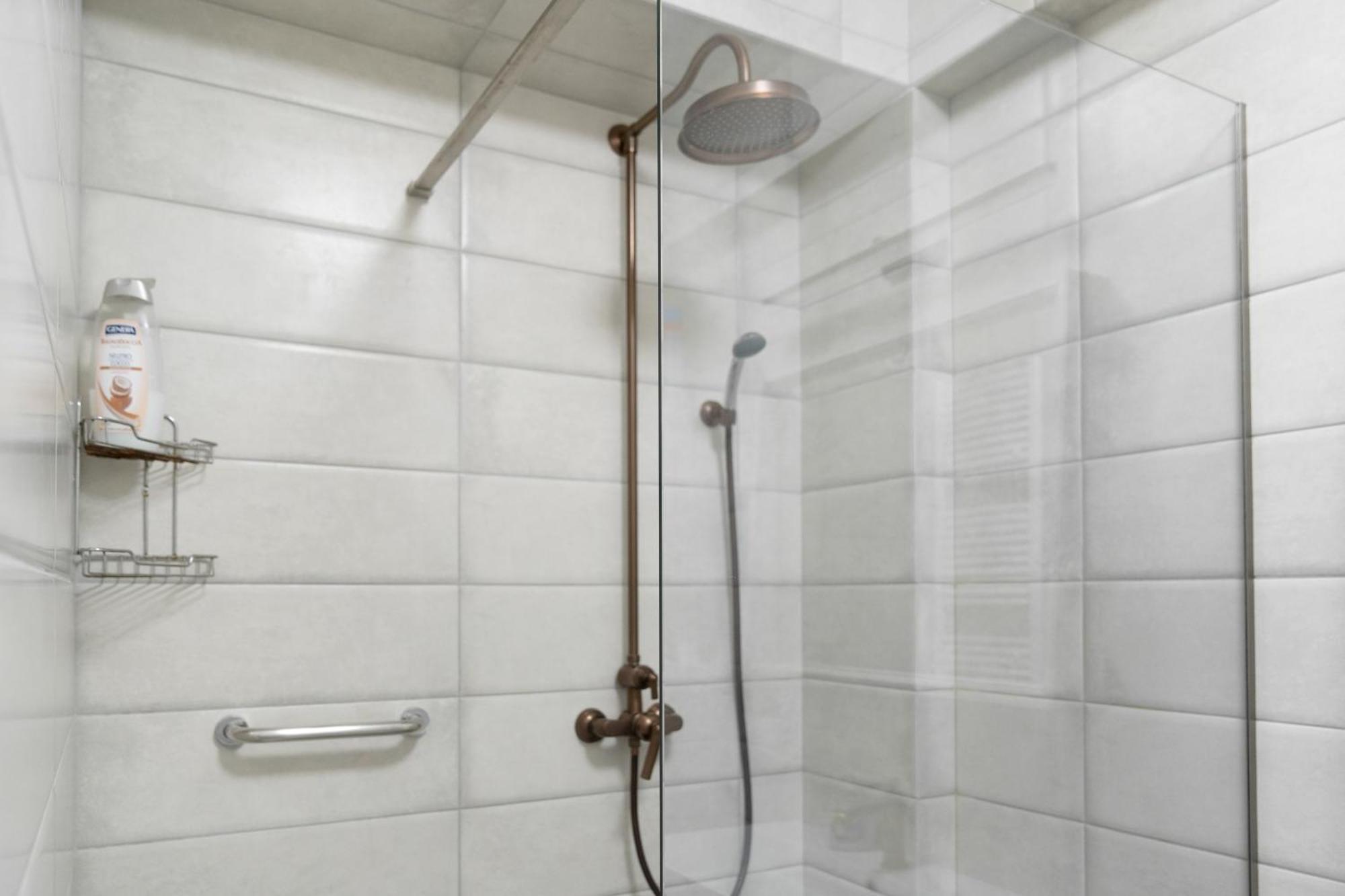 Tourist Grand Apartments Ultracentral 基希讷乌 外观 照片